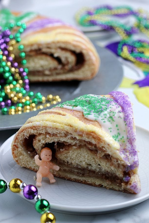 Quick And Easy King Cake Recipe For Mardi Gras